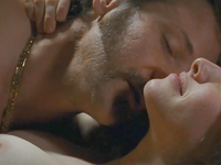 Amanda Seyfried Nude & Sexy Pics