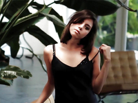 Aubrey Plaza Nude & Sexy Pics