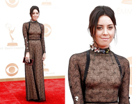 Aubrey Plaza Nude & Sexy Pics