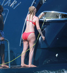 Kylie Jenner Sexy Bikini Candids