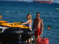 Kimberley Garner Sexy Bikini Candids