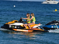 Kimberley Garner Sexy Bikini Candids