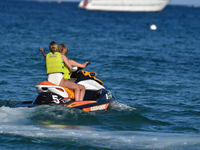 Kimberley Garner Sexy Bikini Candids