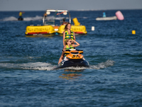 Kimberley Garner Sexy Bikini Candids