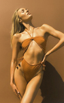 Candice Swanepoel Sexy Tropic Of C Resort '20 Kollektion