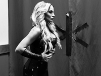 Trish Stratus Boobs Pics