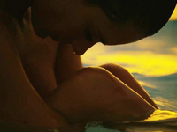 Alessandra Ambrosio Collezione Nuda