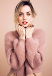 Ana De Armas Nude & Sexy Photos Collection