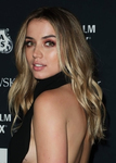 Ana De Armas Nude & Sexy Photos Collection