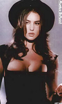 Monica Bellucci Nude & Sexy Pics