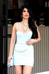 Jasmin Walia Sexy Candids For Lunch At Fig & Olive