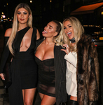 Ellie Brown Mostra il Seno al Ballie Ballerson a Soho