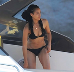 Nathalie Emmanuel Nude & Sexy Photos Collection