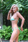 Jenny McCarthy Sexy in Bikini - Foto Candid