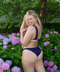 Iskra Lawrence Sexy Pics Compilation