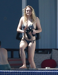 Sophie Turner Sexy Bikini Candids In Mexico