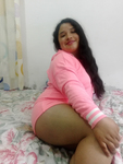 Putita mostrando su hermoso trasero en fotos desnuda