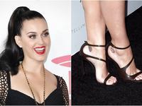 Celebs Feet Battle
