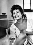 Sophia Loren Naked & Sexy Vintage Photos