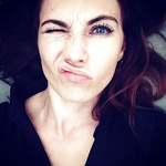 Carice Van Houten Nude & Sexy Pics