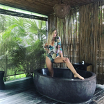 Ana De Armas Feet And Legs Photos