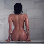 DEMI LOVATO NUDE BATH PICS