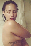 DEMI LOVATO NUDE BATH PICS