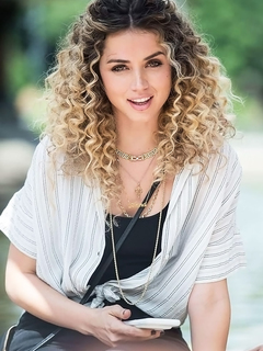 Ana De Armas Nude & Sexy Photos Collection