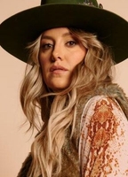 Lainey Wilson