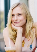 Suzanne Lenz