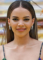 Leslie Grace