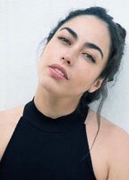 Lizzy Auna