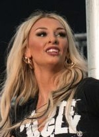 Rhiannon Kira Hill