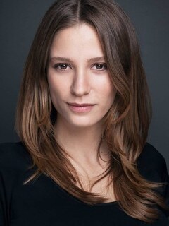 Serenay Sarıkaya