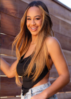 Nia Sioux