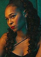 Nadine Mills