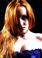 Scarlett Pomers