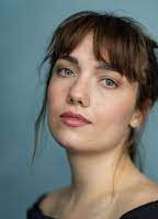 Nell Barlow