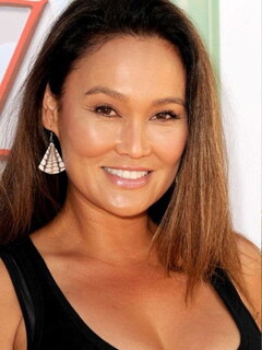 Tia Carrere