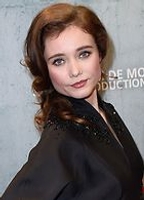 Simone Van Bennekom