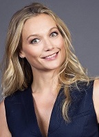 Caroline Vigneaux