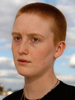 Bobbi Salvör Menuez