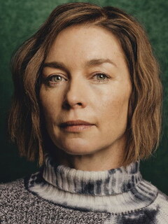 Julianne Nicholson