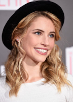 Wallis Currie-wood