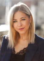 Diana Zur Loewen