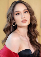 Cinta Laura