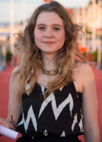 Liv Henneguier