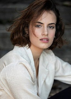 Angela Curri