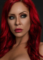 Holly Hoxter