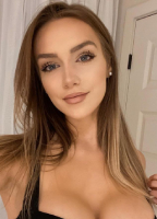 Alex Ann Lavigne-pelletier